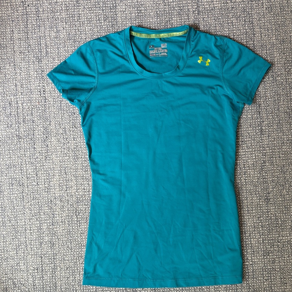 Under Armour Women's Aqua Short Sleeve Tee